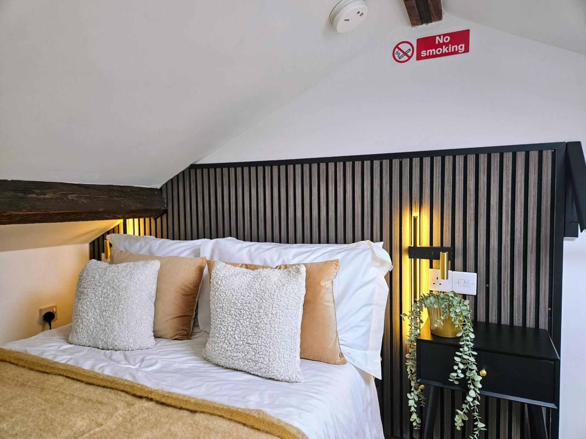 Cosy Coach House Villa Bellingham Bagian luar foto